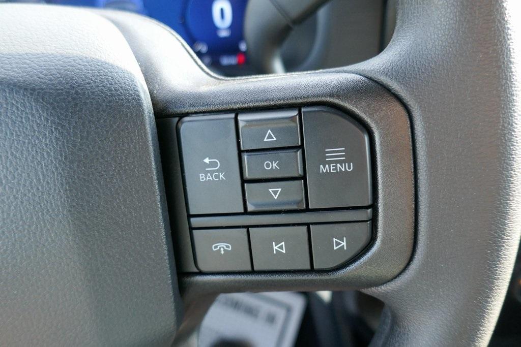 new 2025 Ford F-150 car, priced at $44,302