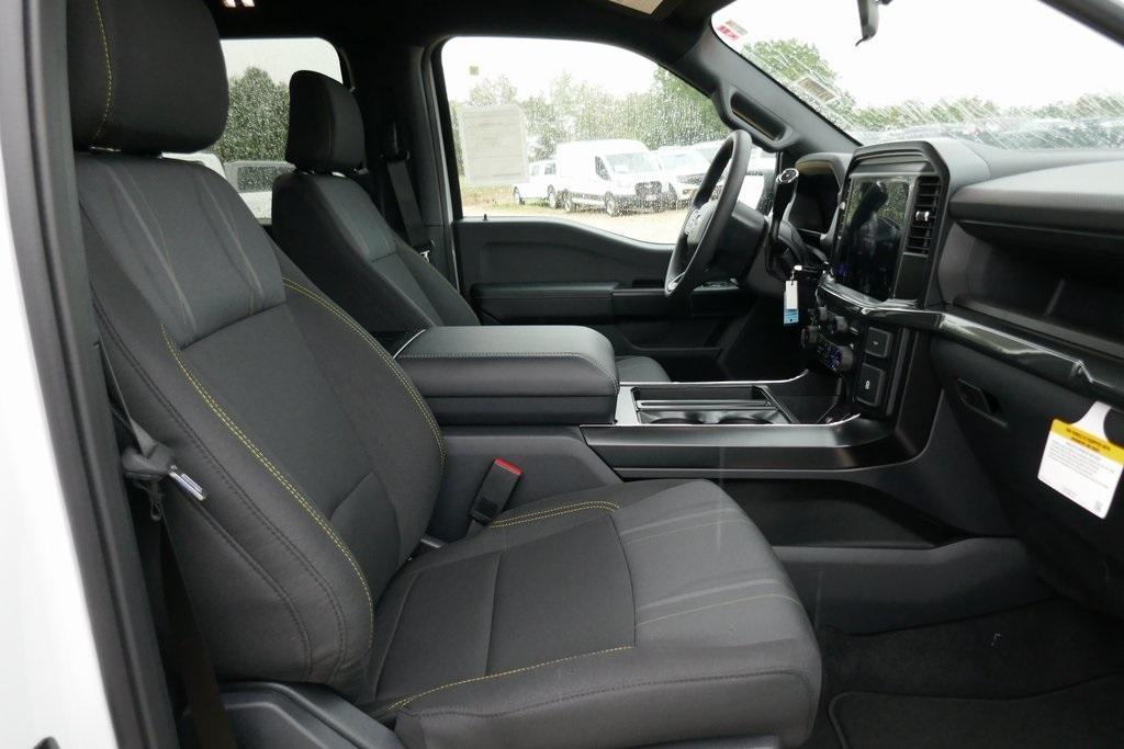 new 2025 Ford F-150 car, priced at $44,702