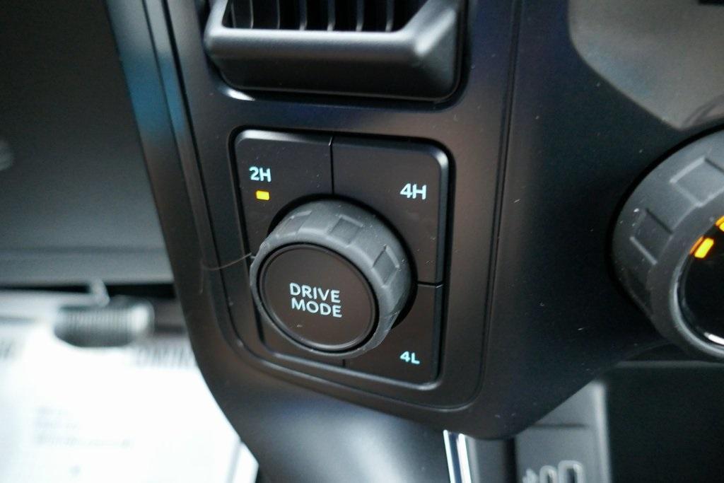 new 2025 Ford F-150 car, priced at $44,702