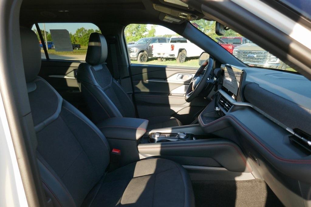 new 2025 Ford Explorer car, priced at $56,623