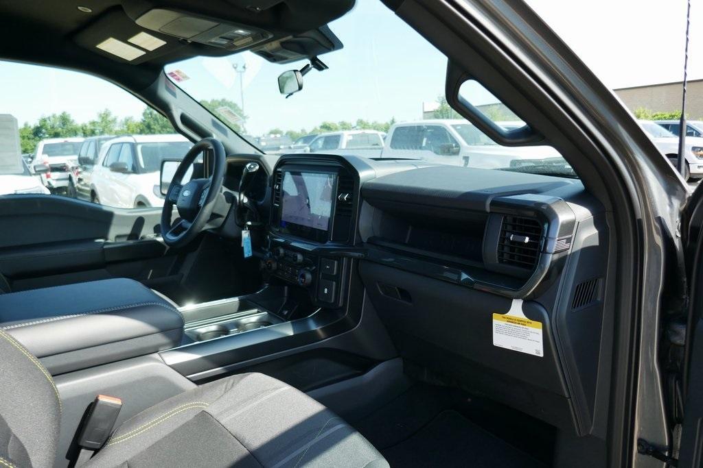 new 2025 Ford F-150 car, priced at $46,378