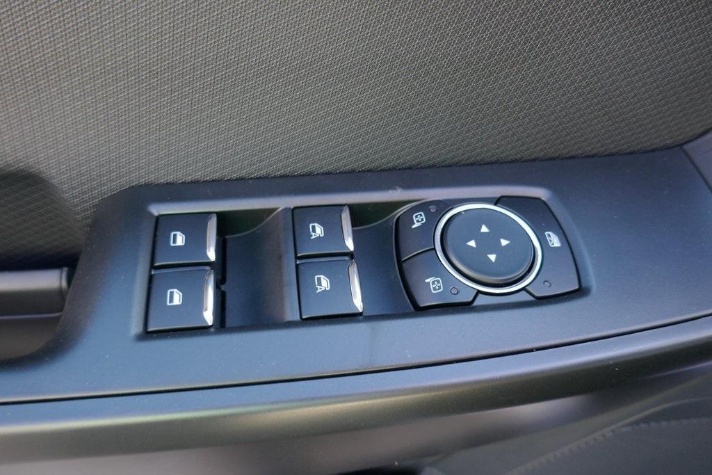 new 2025 Ford F-150 car, priced at $44,301