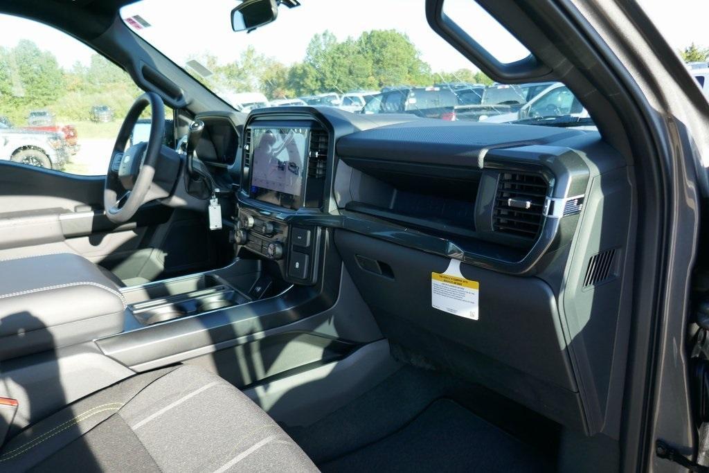 new 2025 Ford F-150 car, priced at $42,444
