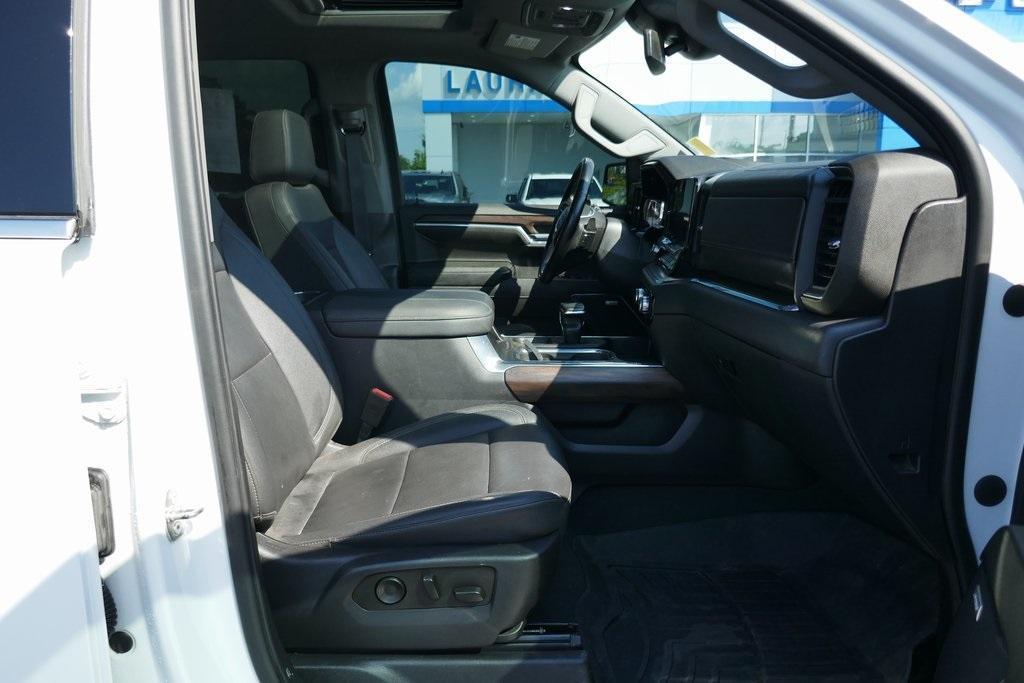 used 2023 GMC Sierra 1500 car, priced at $38,995