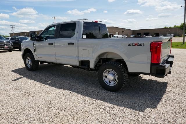 new 2025 Ford F-250 car, priced at $62,499