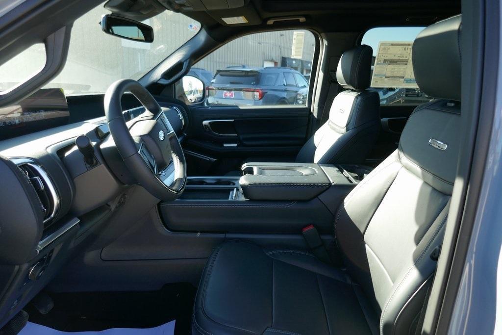 new 2025 Ford Expedition car, priced at $76,744