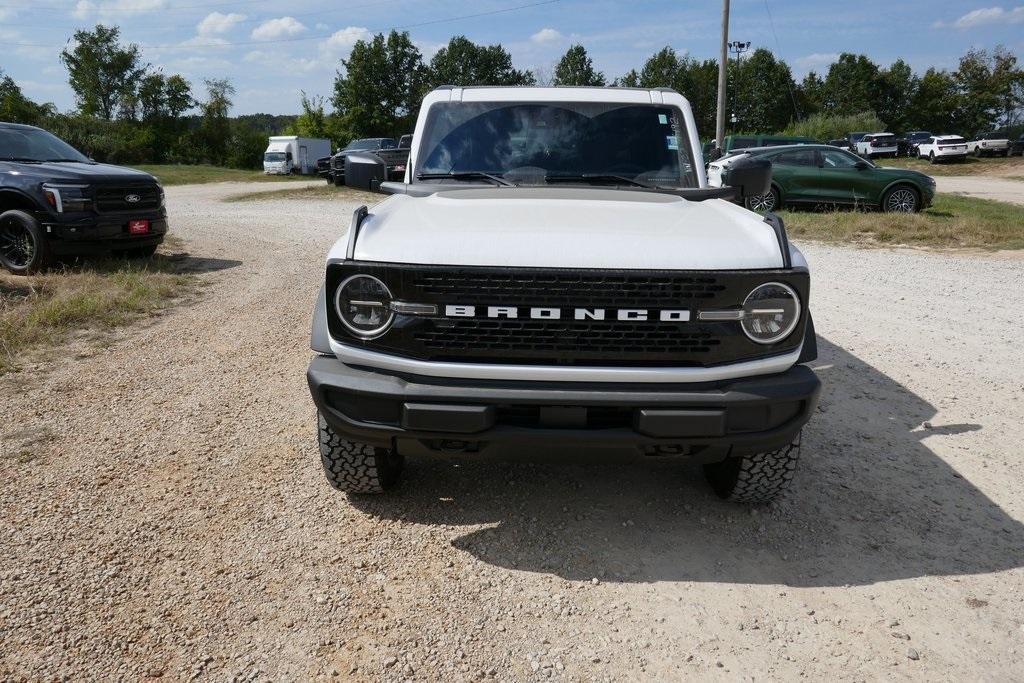 new 2025 Ford Bronco car, priced at $41,993