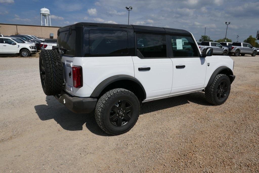 new 2025 Ford Bronco car, priced at $41,993