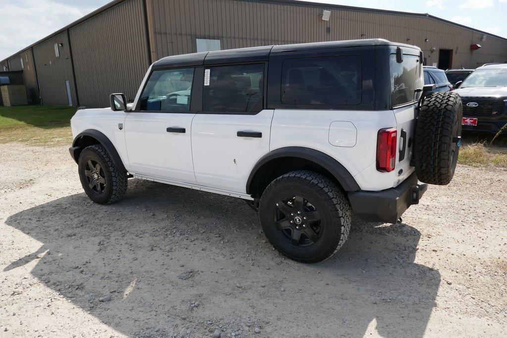 new 2025 Ford Bronco car, priced at $41,993