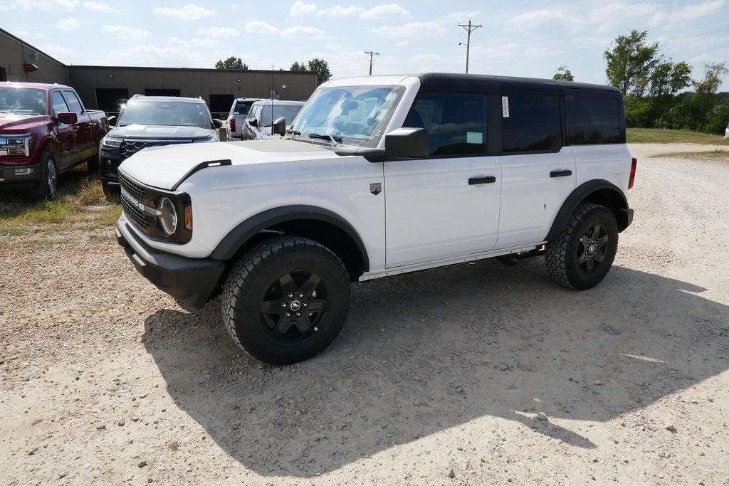 new 2025 Ford Bronco car, priced at $41,993