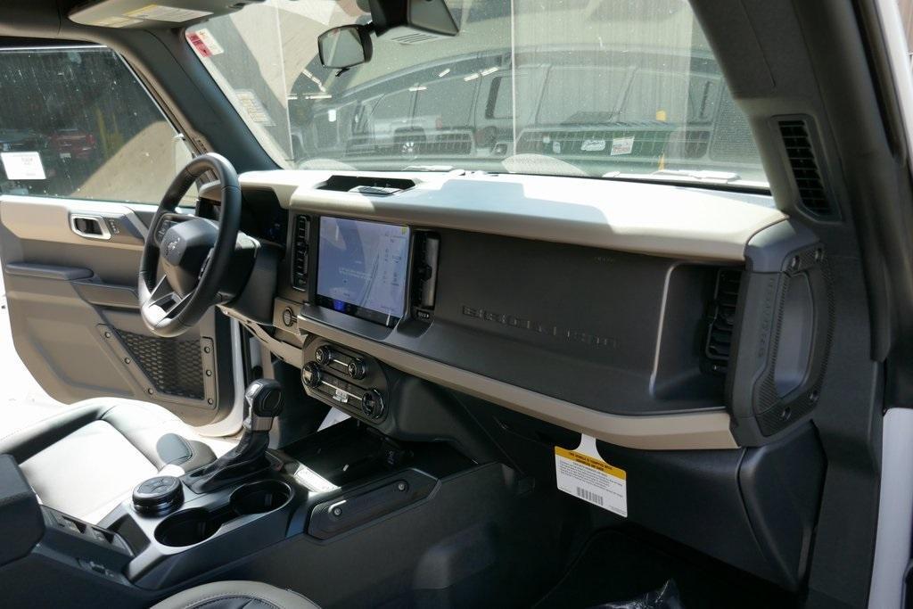 new 2025 Ford Bronco car, priced at $41,993