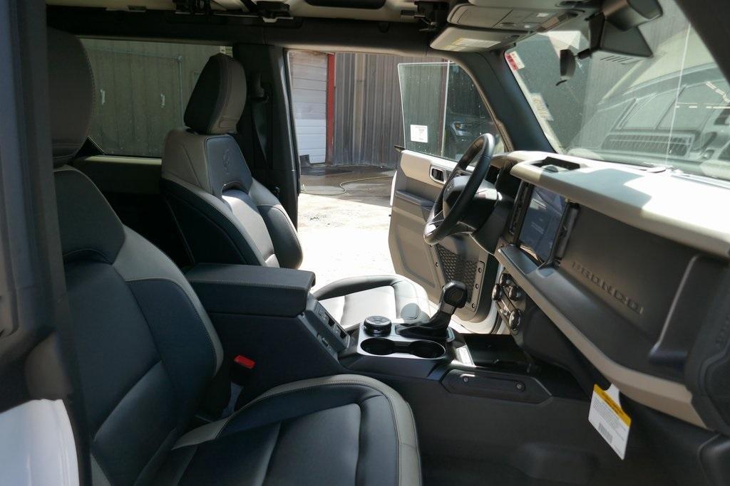 new 2025 Ford Bronco car, priced at $41,993