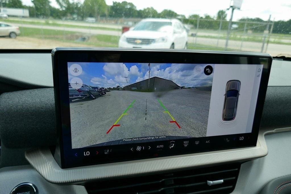 new 2025 Ford Explorer car, priced at $45,373