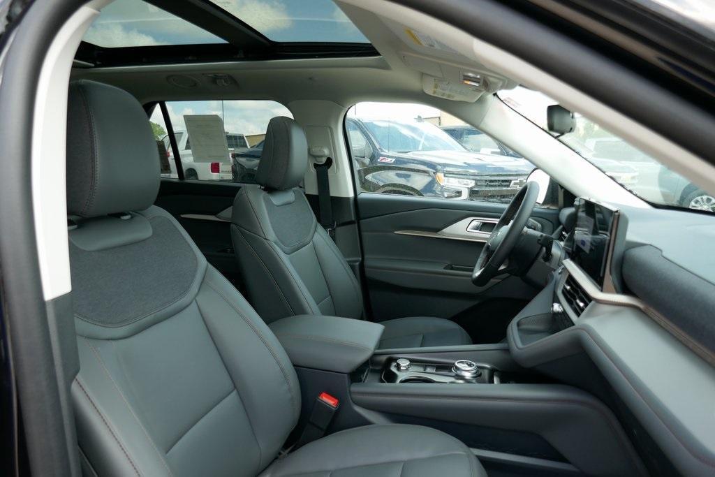 new 2025 Ford Explorer car, priced at $45,373