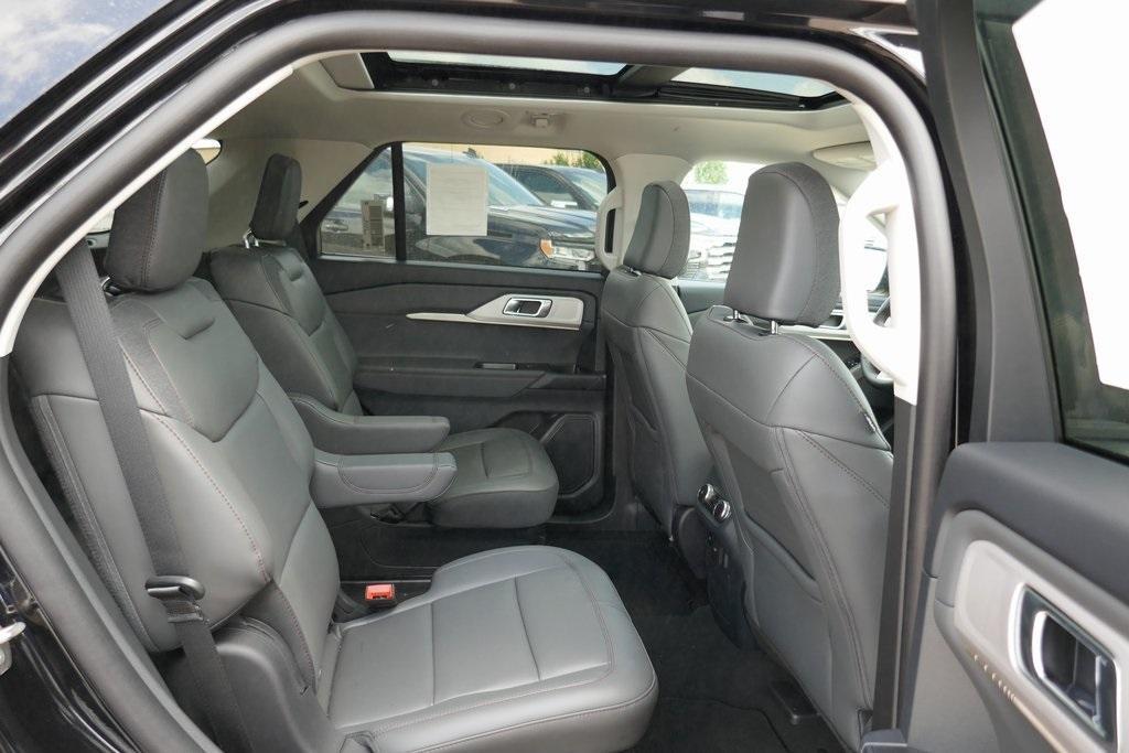 new 2025 Ford Explorer car, priced at $45,373