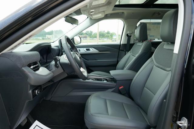 new 2025 Ford Explorer car, priced at $45,373