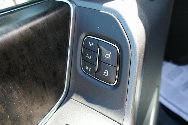 new 2025 Ford F-250 car, priced at $79,500