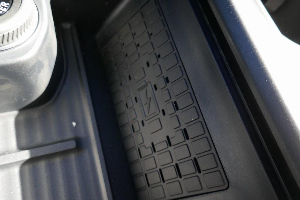 new 2025 Ford Expedition car, priced at $76,284