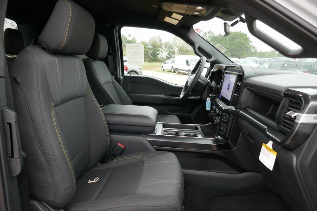 new 2025 Ford F-150 car, priced at $42,796