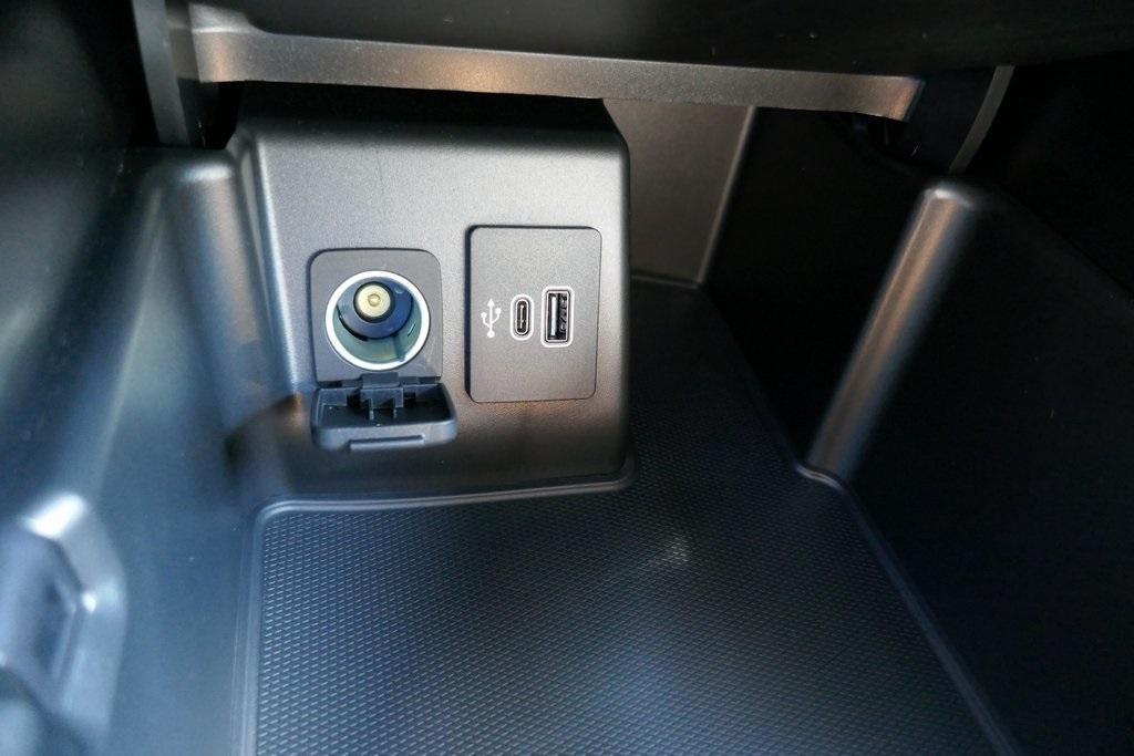 new 2025 Ford Explorer car, priced at $43,983