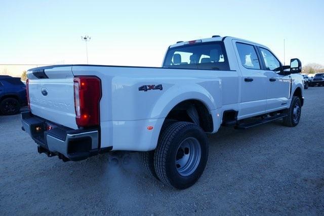 new 2024 Ford F-350 car, priced at $61,335