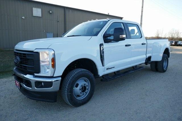 new 2024 Ford F-350 car, priced at $61,335