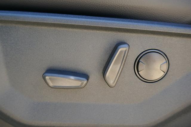 new 2025 Ford F-150 car, priced at $60,784