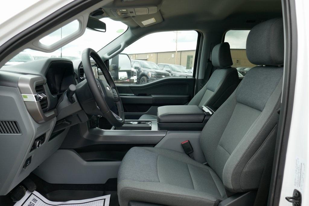 new 2025 Ford F-150 car, priced at $58,572