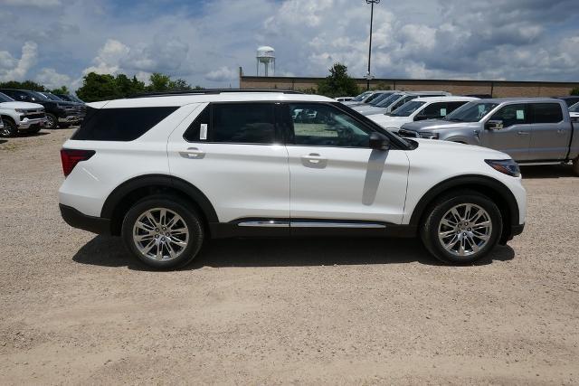 new 2025 Ford Explorer car, priced at $46,104