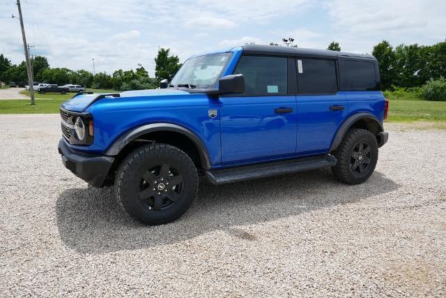 new 2025 Ford Bronco car, priced at $45,656