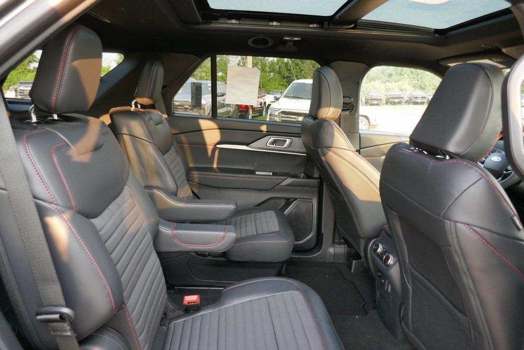 new 2025 Ford Explorer car, priced at $45,525