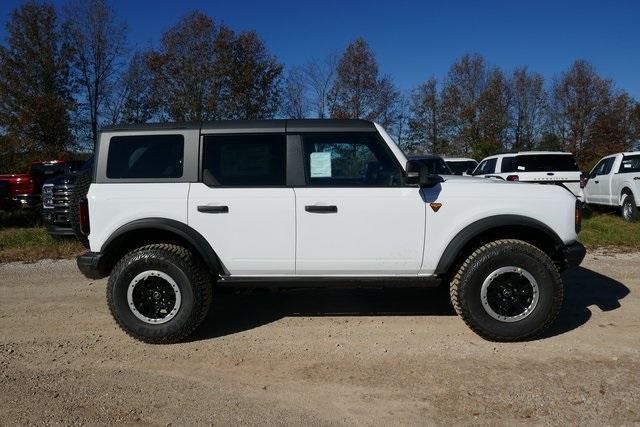 new 2024 Ford Bronco car, priced at $60,771