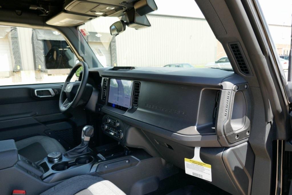 new 2025 Ford Bronco car, priced at $39,890