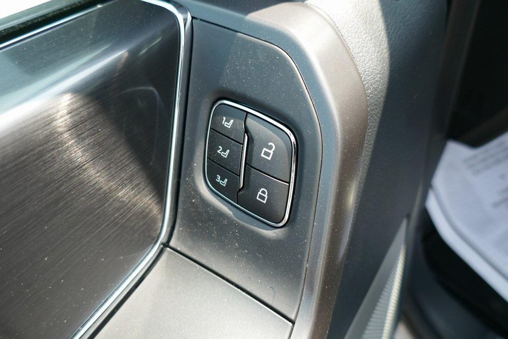 new 2025 Ford F-150 car, priced at $62,922