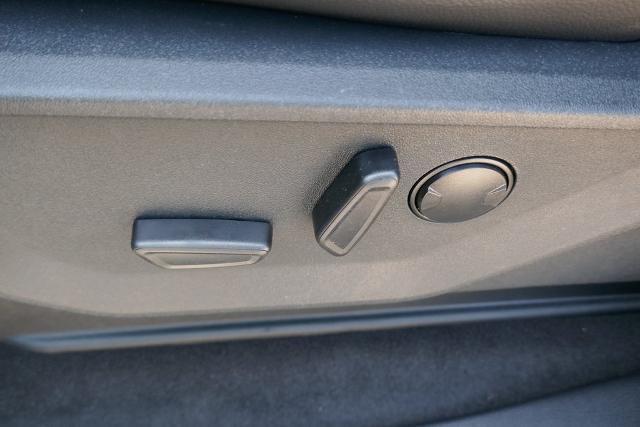 new 2025 Ford F-150 car, priced at $61,072