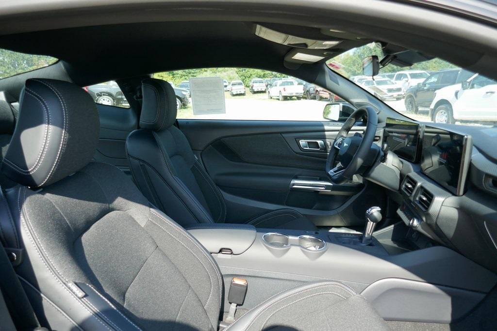 new 2025 Ford Mustang car, priced at $32,700