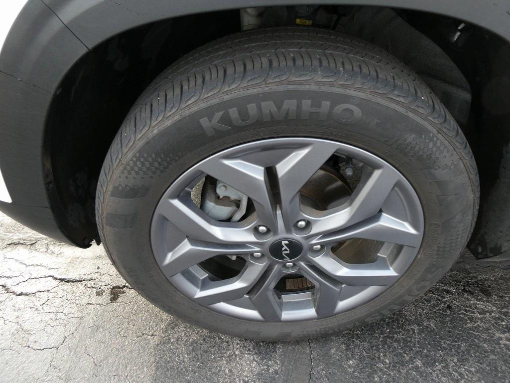 used 2024 Kia Seltos car, priced at $21,495