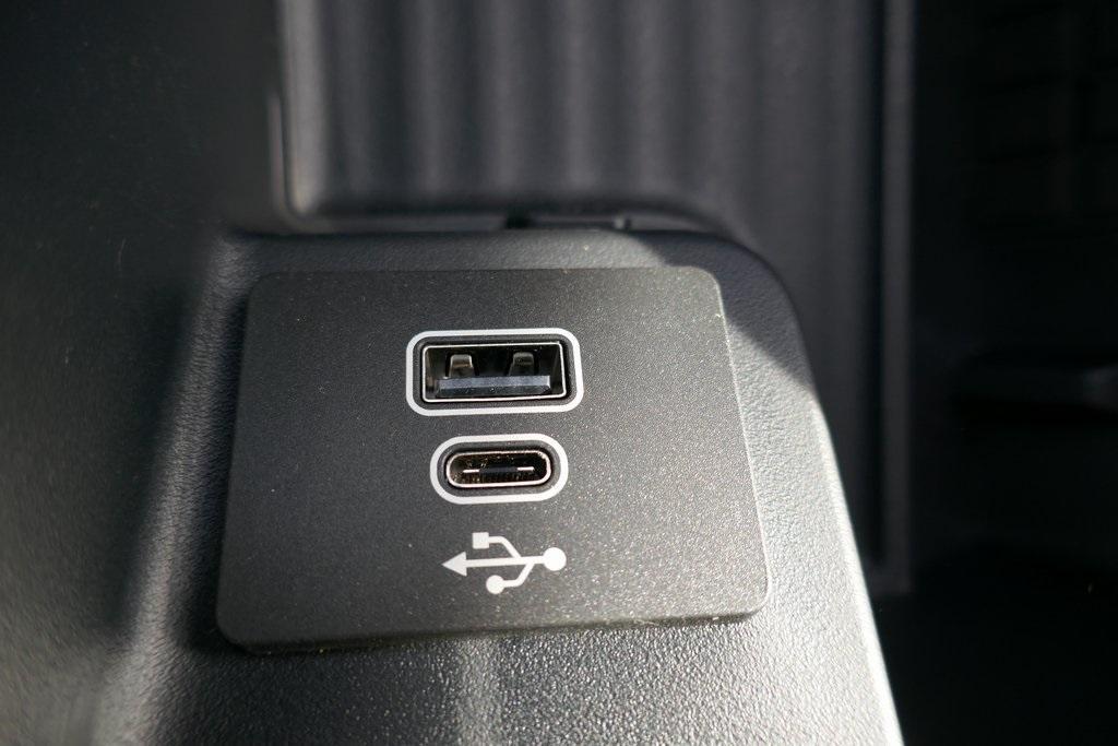 new 2025 Ford Expedition car, priced at $78,255