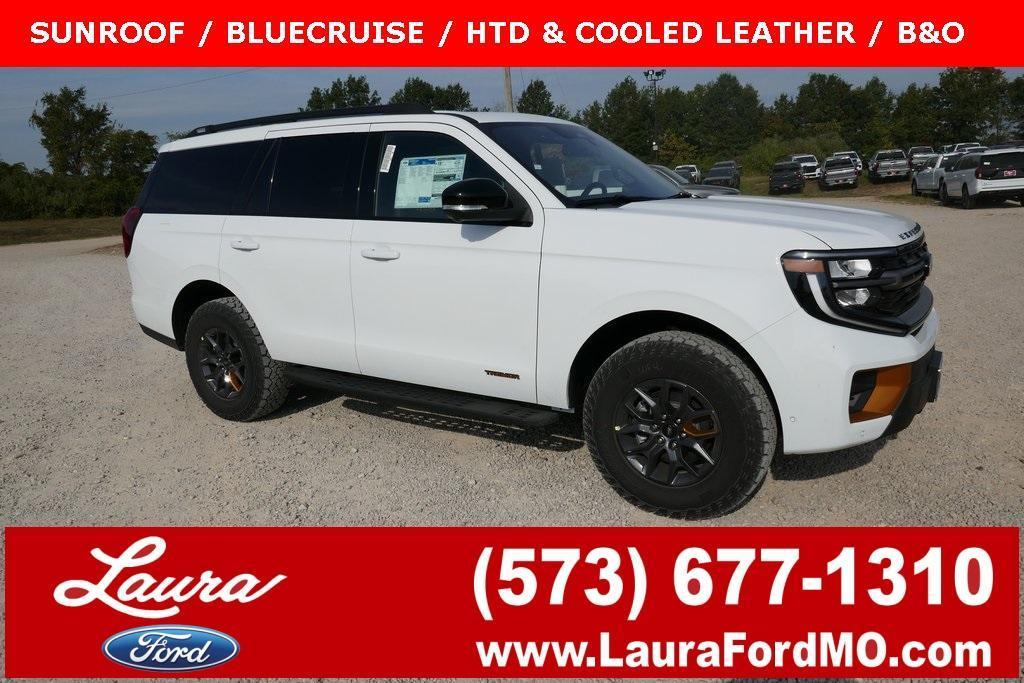 new 2025 Ford Expedition car, priced at $78,255