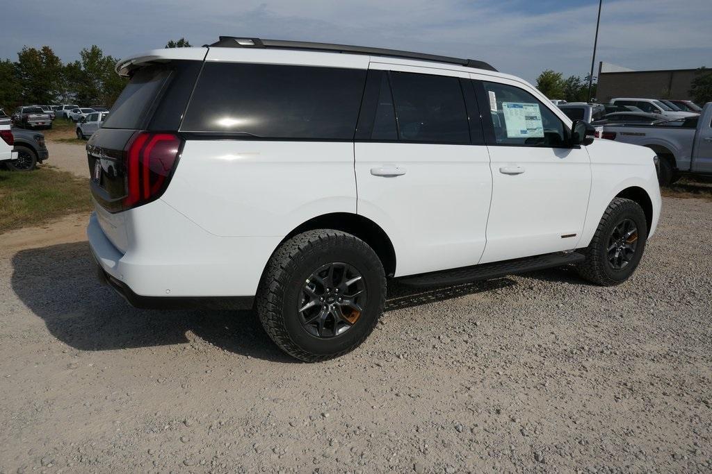 new 2025 Ford Expedition car, priced at $78,255