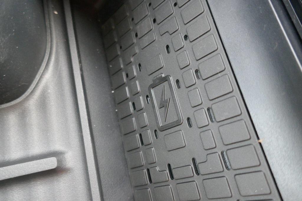 new 2025 Ford Expedition car, priced at $78,255