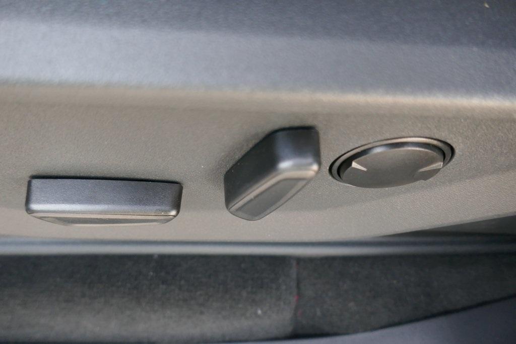 new 2025 Ford Expedition car, priced at $78,255