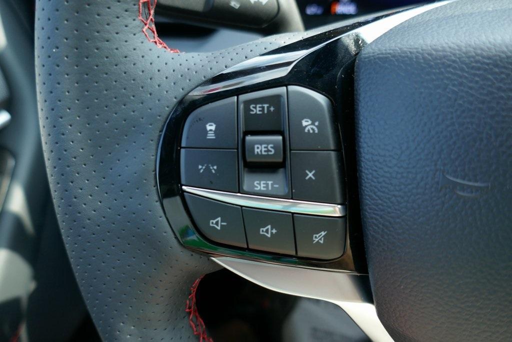 new 2025 Ford Explorer car, priced at $45,293
