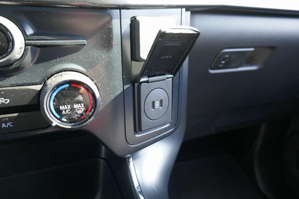 new 2025 Ford F-150 car, priced at $44,302