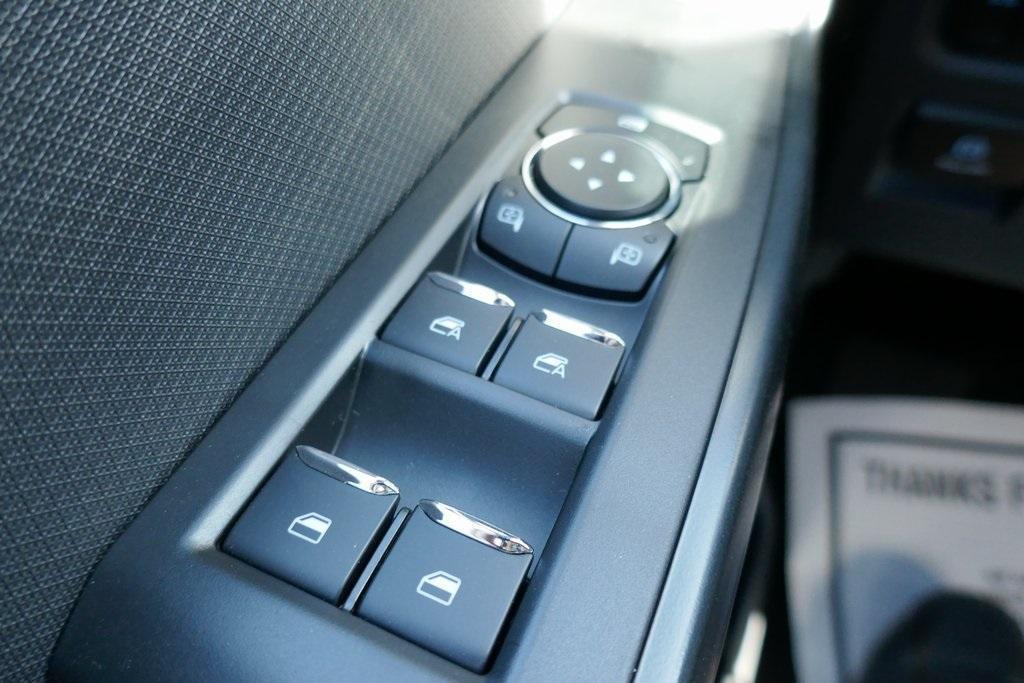 new 2025 Ford F-150 car, priced at $44,302