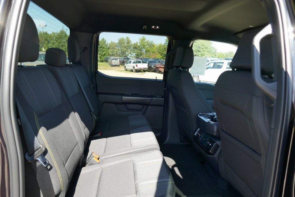 new 2025 Ford F-150 car, priced at $44,302