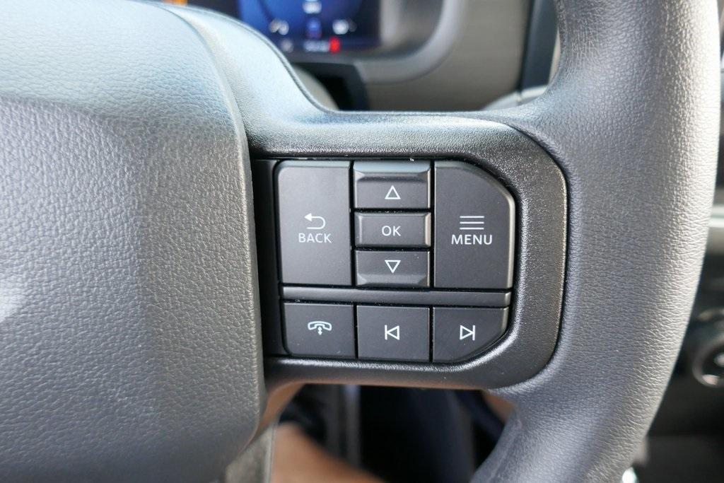 new 2025 Ford F-150 car, priced at $44,302