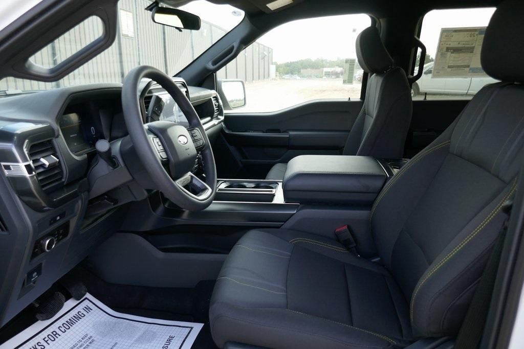 new 2025 Ford F-150 car, priced at $44,302