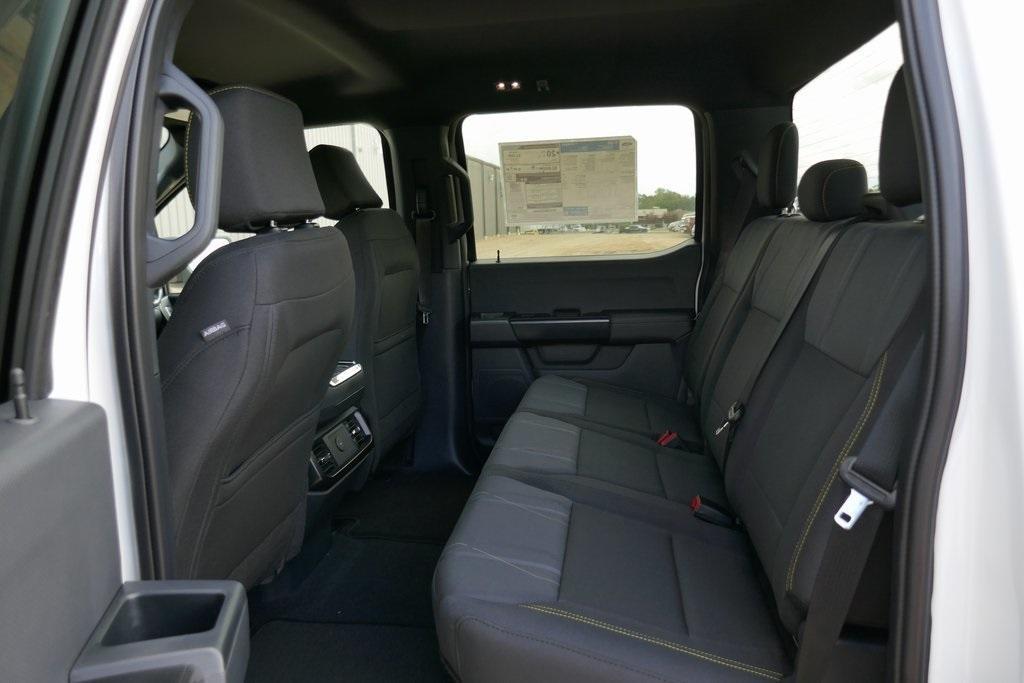 new 2025 Ford F-150 car, priced at $44,302