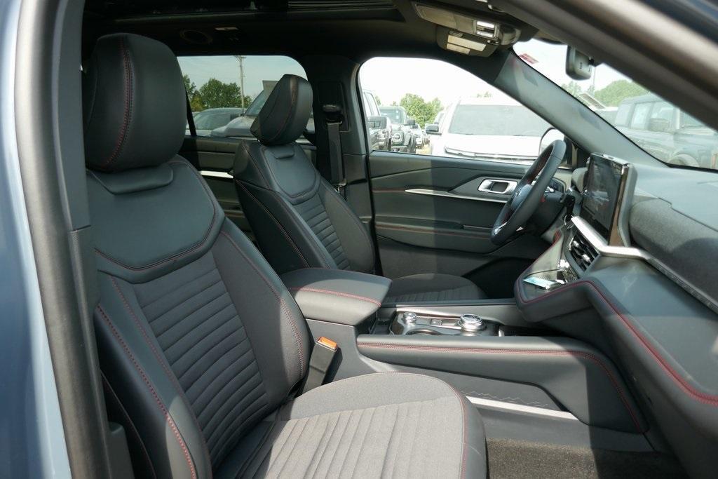 new 2025 Ford Explorer car, priced at $47,248